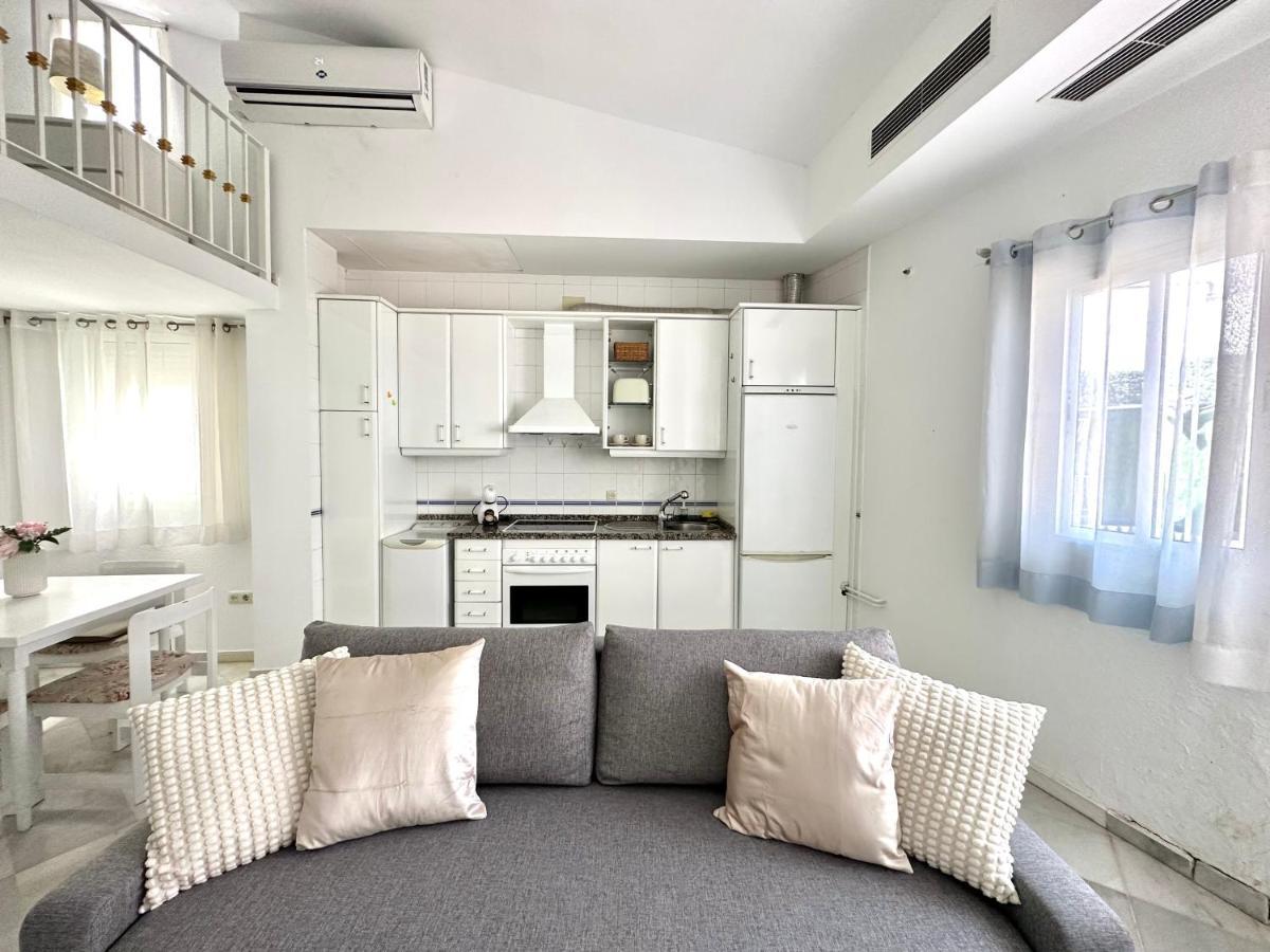 Premium Apartment With Terrace In The City Center เซบีญา ภายนอก รูปภาพ